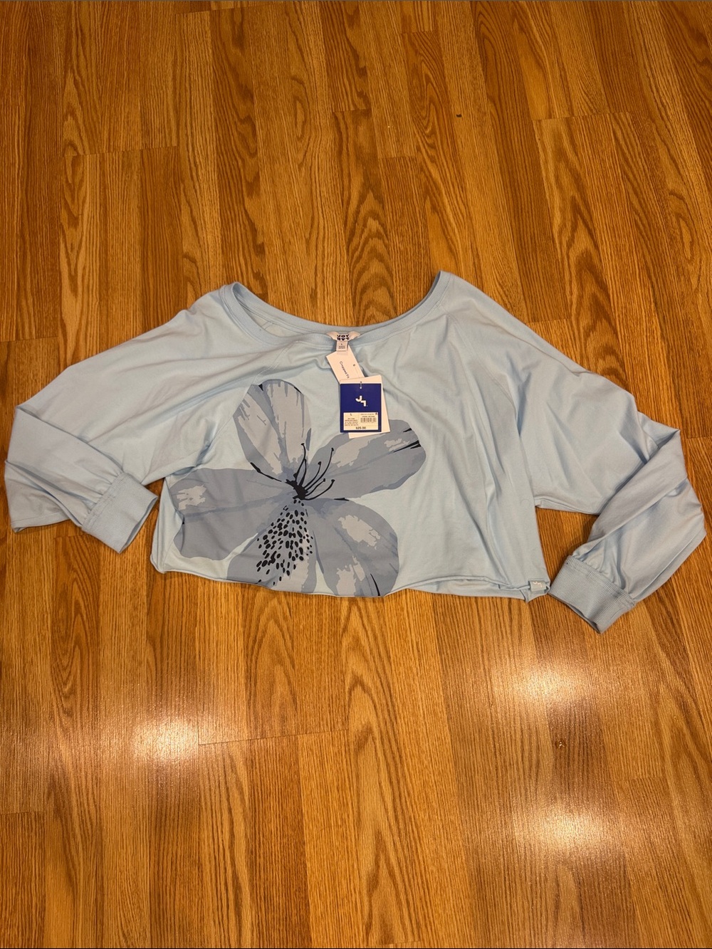 NWT JoyLab Light Blue Floral-Print Long Sleeve Cropped Tee